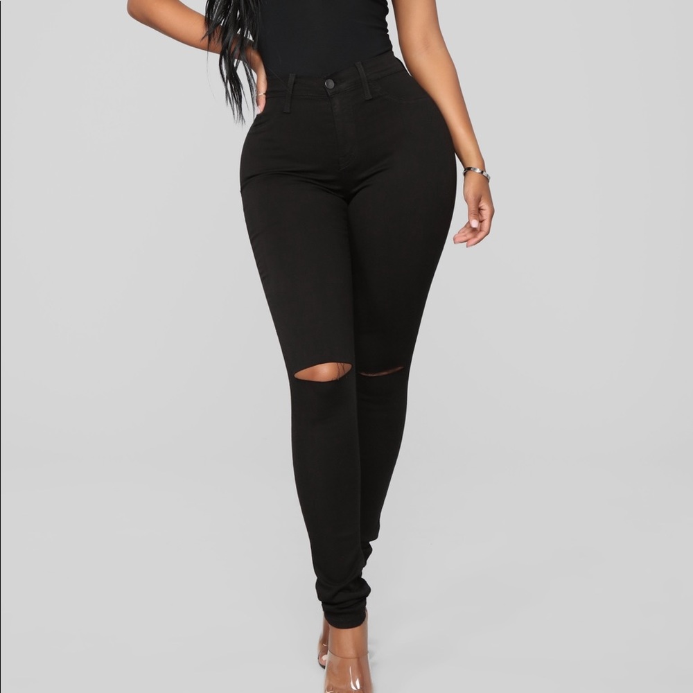 Black Canopy Slit Knee Jeans